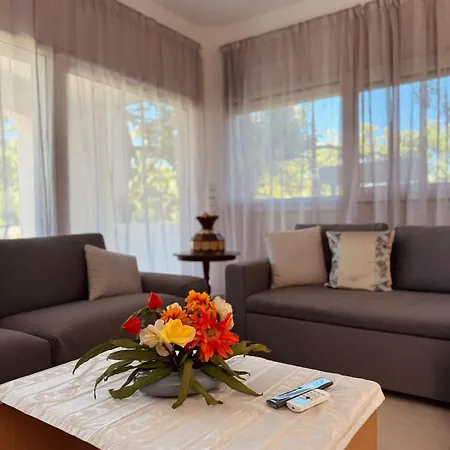 Perla Kallithea Apartman *
