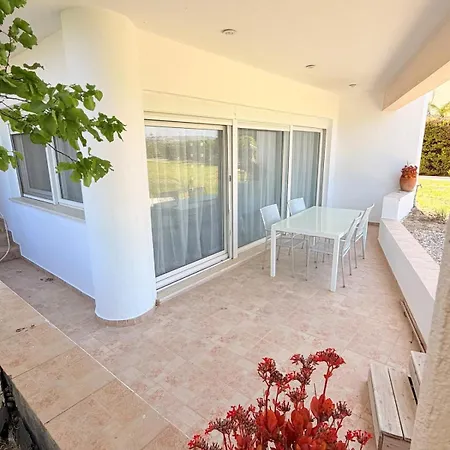 Perla Kallithea